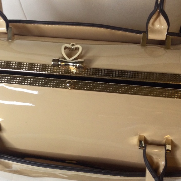 EUC Nude Minimalist Dress/Business Bag - Picture 6 of 16